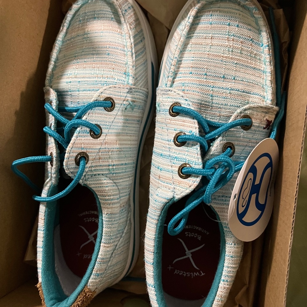 Hooey shoes